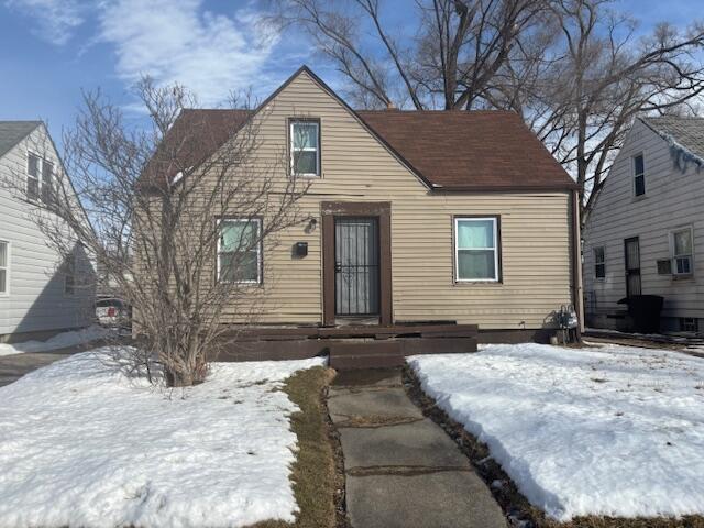 view of front of home