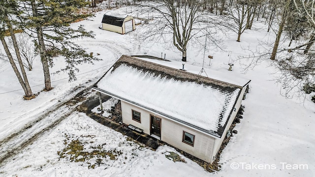 view of snowy aerial view