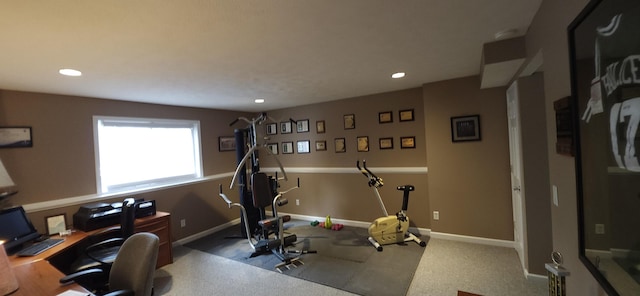 workout room with carpet floors, baseboards, and recessed lighting