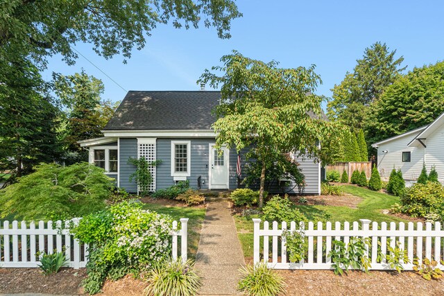 810 Allegan St, Saugatuck, MI 49453 - photo 4