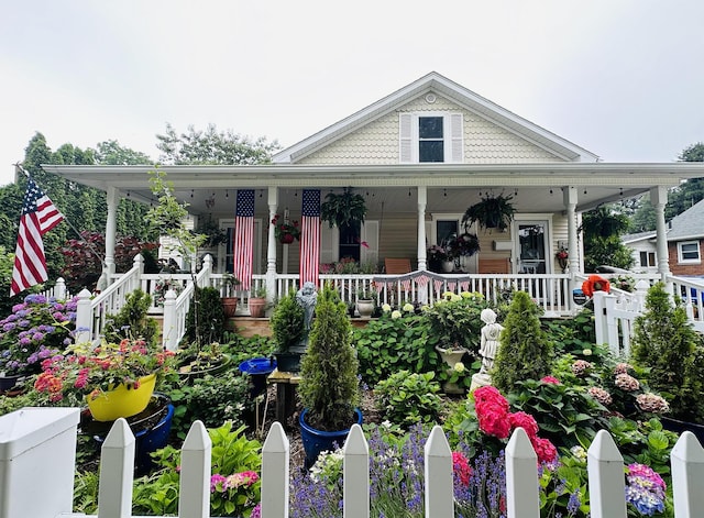 view of front of property with a porch