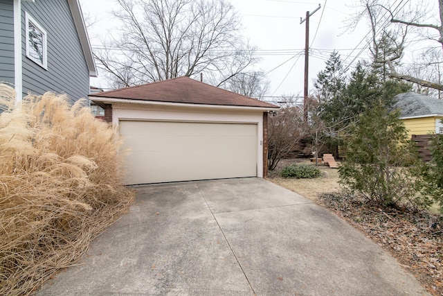 view of detached garage