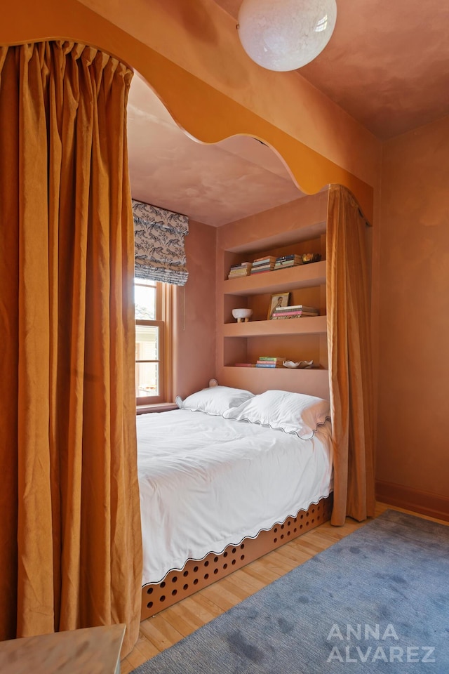 727 Plymouth Rd SE, East Grand Rapids, MI 49506 - bedroom with wood finished floors