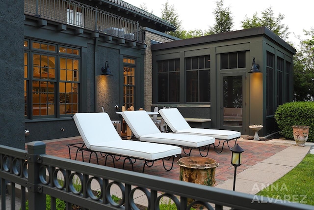 727 Plymouth Rd SE, East Grand Rapids, MI 49506 - patio / terrace with a patio