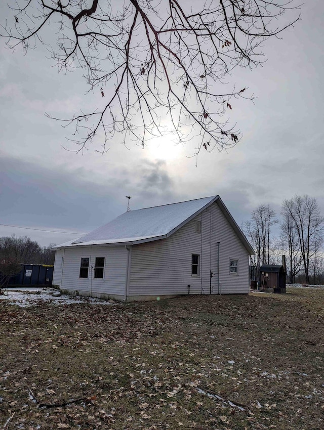 view of property exterior