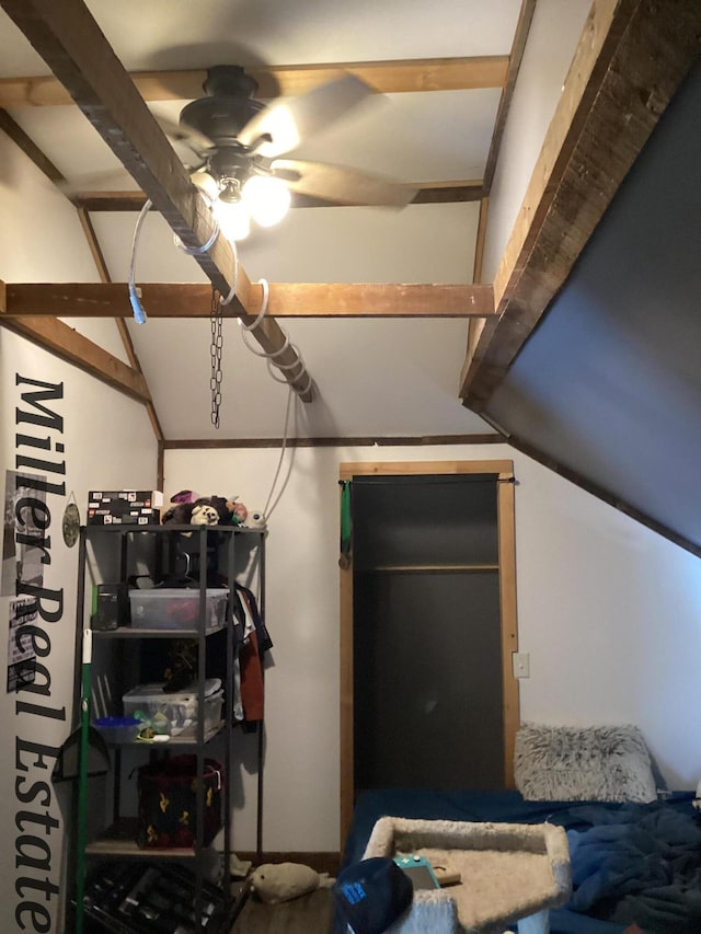 garage featuring ceiling fan