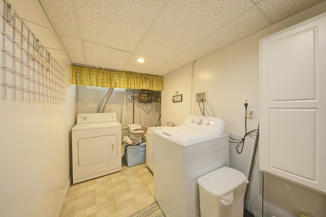 laundry area with recessed lighting, laundry area, and washing machine and clothes dryer