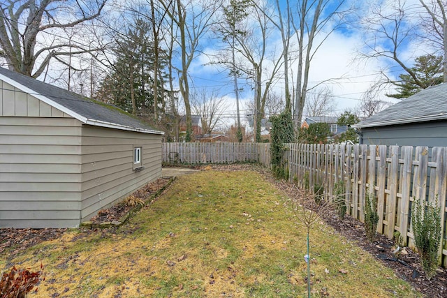 view of yard featuring a fenced backyard