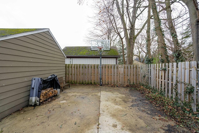 view of patio featuring a fenced backyard