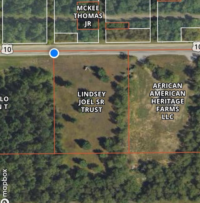 Listing photo 2 for 2401 US-10, Idlewild MI 49642