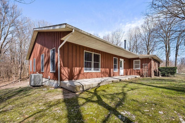 61914 M-51, Niles, MI 49120 - exterior space with cooling unit, board and batten siding, and a front yard