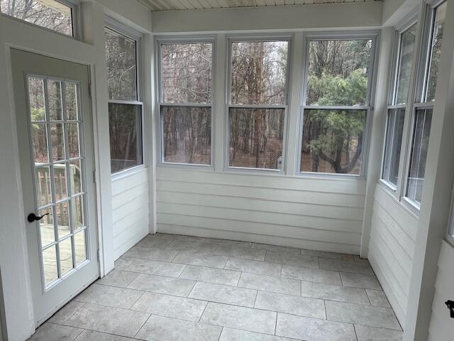 view of unfurnished sunroom
