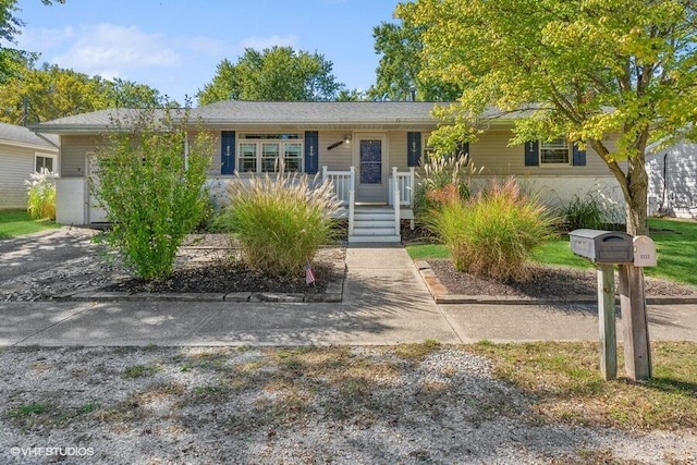 1111 Shore Dr, New Buffalo, MI 49117 - photo 3