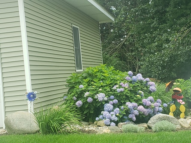 view of home's exterior