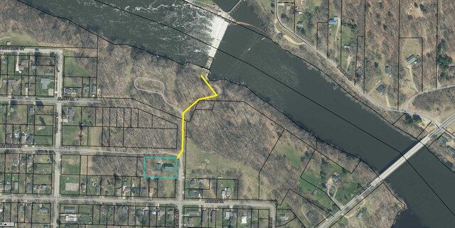 426 Elizabeth St, Buchanan, MI 49107 - map location