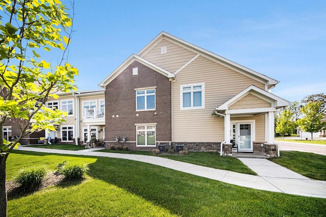 616 Boardwalk Ln, Dexter, MI 48130 - view of front of home with a front yard