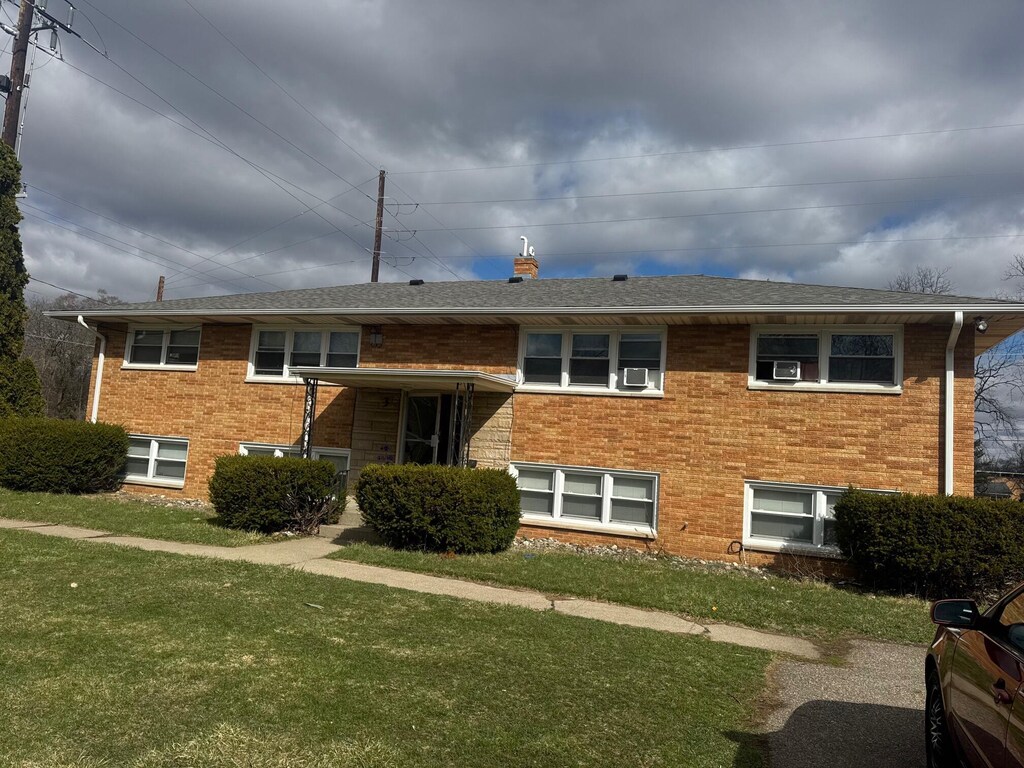 3 S 25th St, Battle Creek, MI 49015 - photo 1