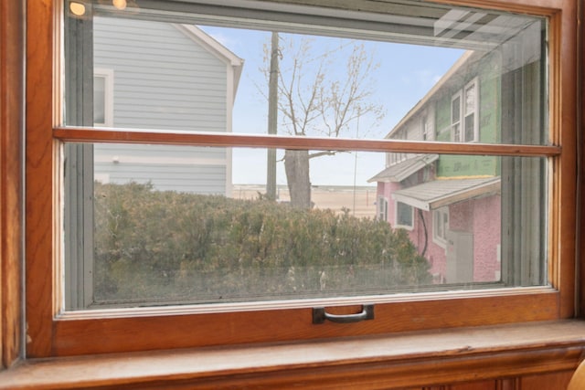 36.5 Lake Shore Dr, South Haven, MI 49090 - view of interior details
