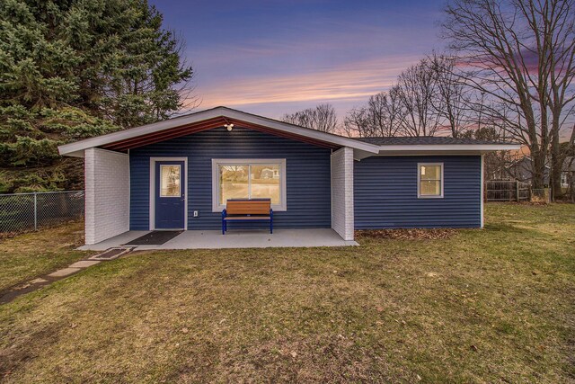 1009 N Ferry St, Ludington, MI 49431 - photo 30