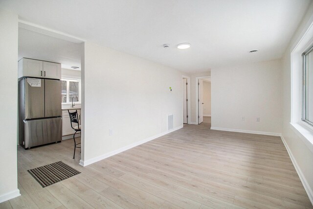 1009 N Ferry St, Ludington, MI 49431 - photo 9