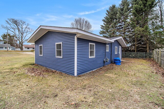 1009 N Ferry St, Ludington, MI 49431 - photo 22