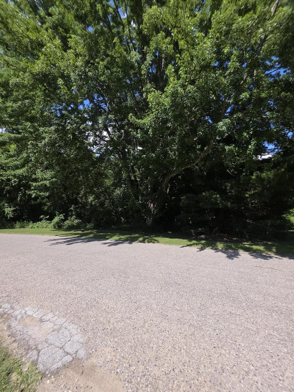 Stonegate Dr, Lapeer, MI 48446