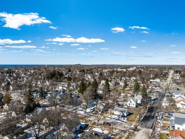 817 E Loomis St, Ludington, MI 49431 - bird's eye view with a residential view