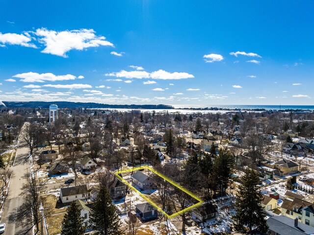 817 E Loomis St, Ludington, MI 49431 - bird's eye view with a water view and a residential view