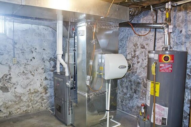 25544 Gage St, Dowagiac, MI 49047 - utilities with water heater and heating unit