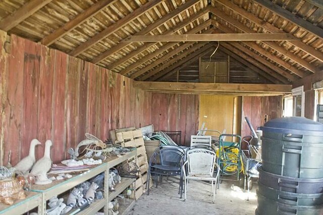 25544 Gage St, Dowagiac, MI 49047 - view of storage area