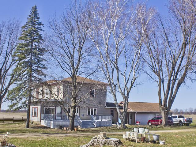25544 Gage St, Dowagiac, MI 49047 - view of front facade