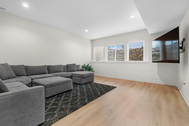 8114 Turning Stone, Kalamazoo, MI 49009 - living room with baseboards, visible vents, wood finished floors, and recessed lighting