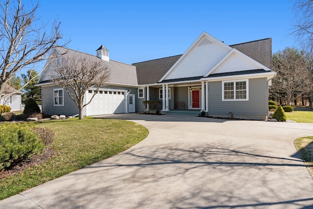 view of front of property featuring a front lawn, roof with shingles, a garage, and concrete driveway