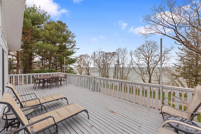 4103 Lake Shore Dr, New Buffalo, MI 49117 - deck featuring outdoor dining area