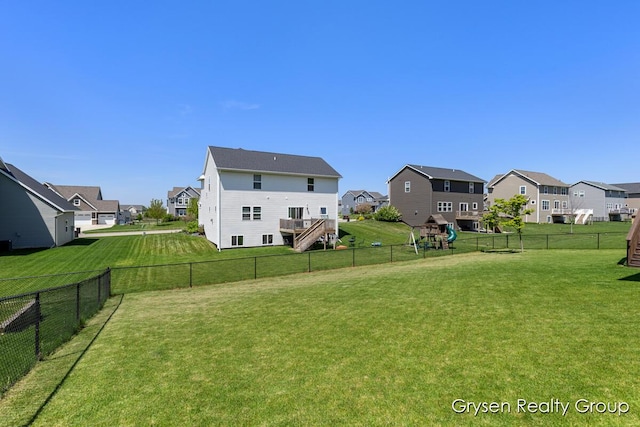 view of yard featuring a residential view