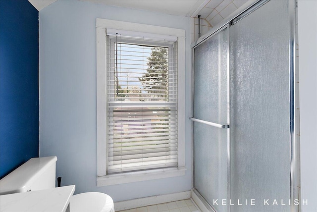 548 Pleasant St SE, Grand Rapids, MI 49503 - full bath with a shower stall and vanity