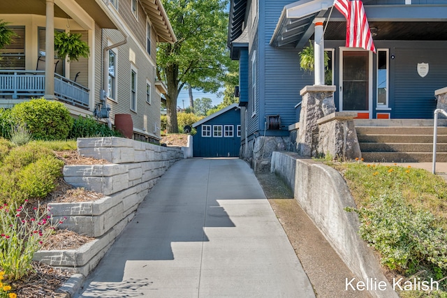 548 Pleasant St SE, Grand Rapids, MI 49503 - view of concrete surface