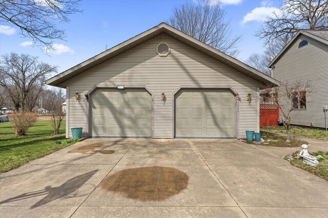 33028 Pokagon Hwy, Niles, MI 49120 - view of garage