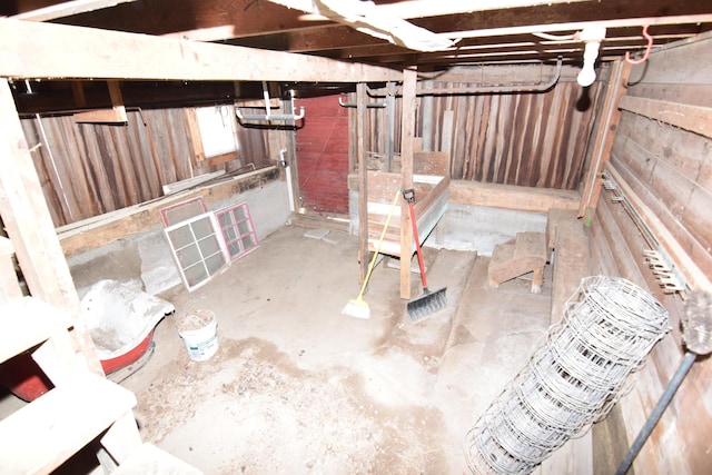 view of unfinished basement