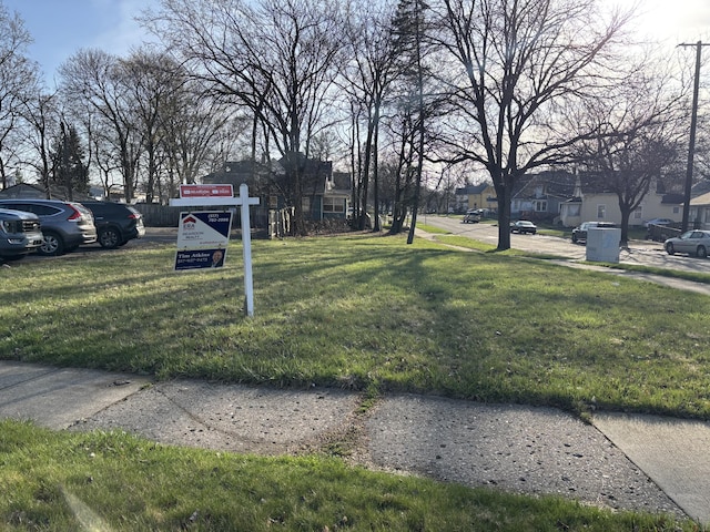 115 Summit Ave, Jackson, MI 49201 - photo 1