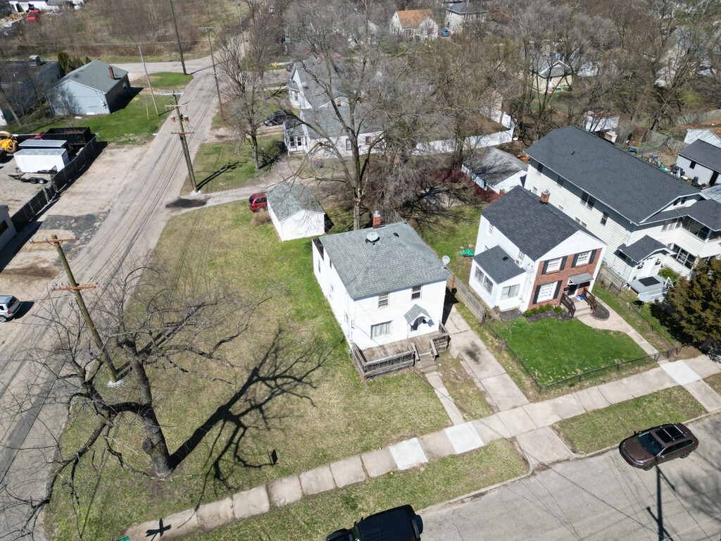 1003 SE Dickinson St, Grand Rapids, MI 49507 - photo 3
