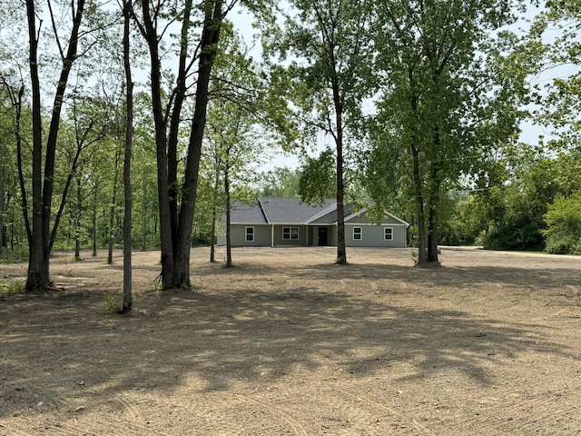 4745 Keith Rd, Hillsdale, MI 49242 - view of yard