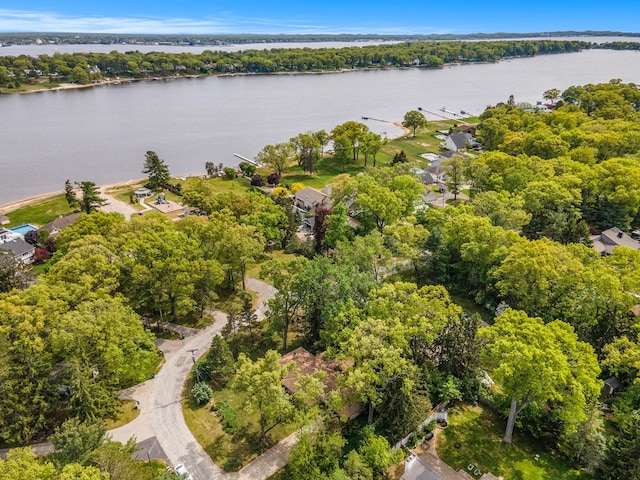 575 Glenwood Ave, Muskegon, MI 49445 - view of property location with a large body of water