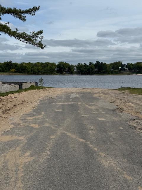 575 Glenwood Ave, Muskegon, MI 49445 - water view