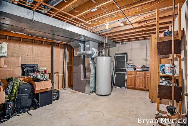 921 Meadow Ridge Dr, Holland, MI 49424 - unfinished basement with water heater and heating unit