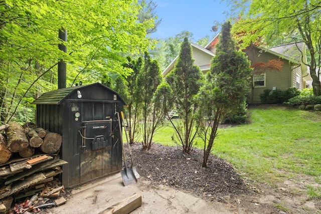8702 E 98th St, Howard City, MI 49329 - view of green lawn featuring a storage shed