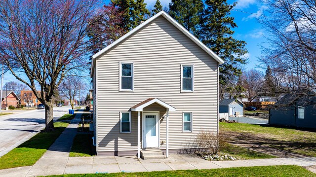 201 E Danaher St, Ludington, MI 49431 - view of traditional home