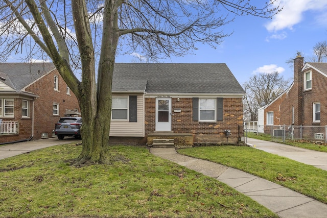 8450 Warren Blvd, Center Line, MI 48015 - photo 1