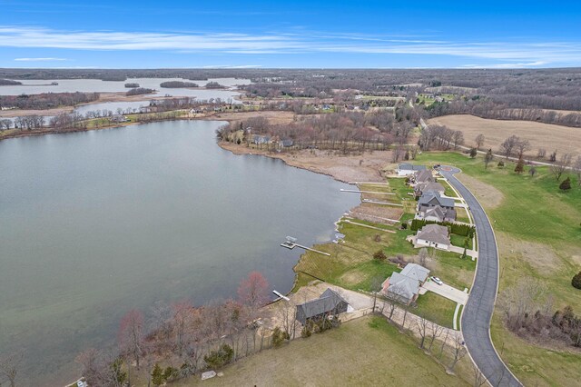 17 Coronado Dr, Jackson, MI 49201 - aerial view featuring a water view