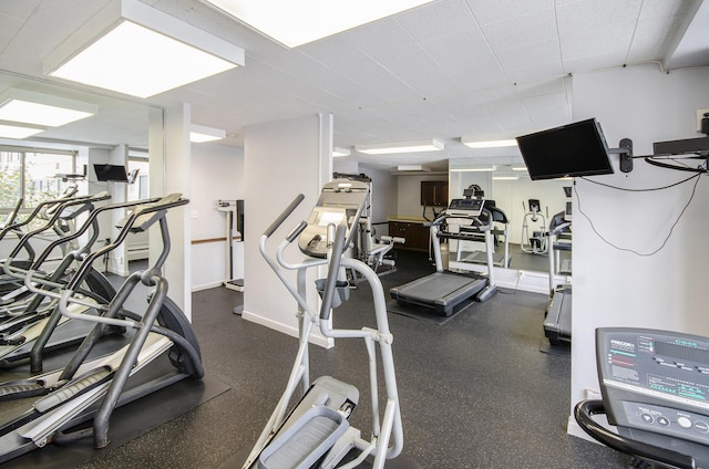 8900 E Jefferson Ave Unit 1109, Detroit, MI 48214 - view of workout area